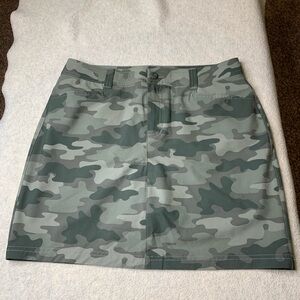 Eddie Bauer camouflage skort